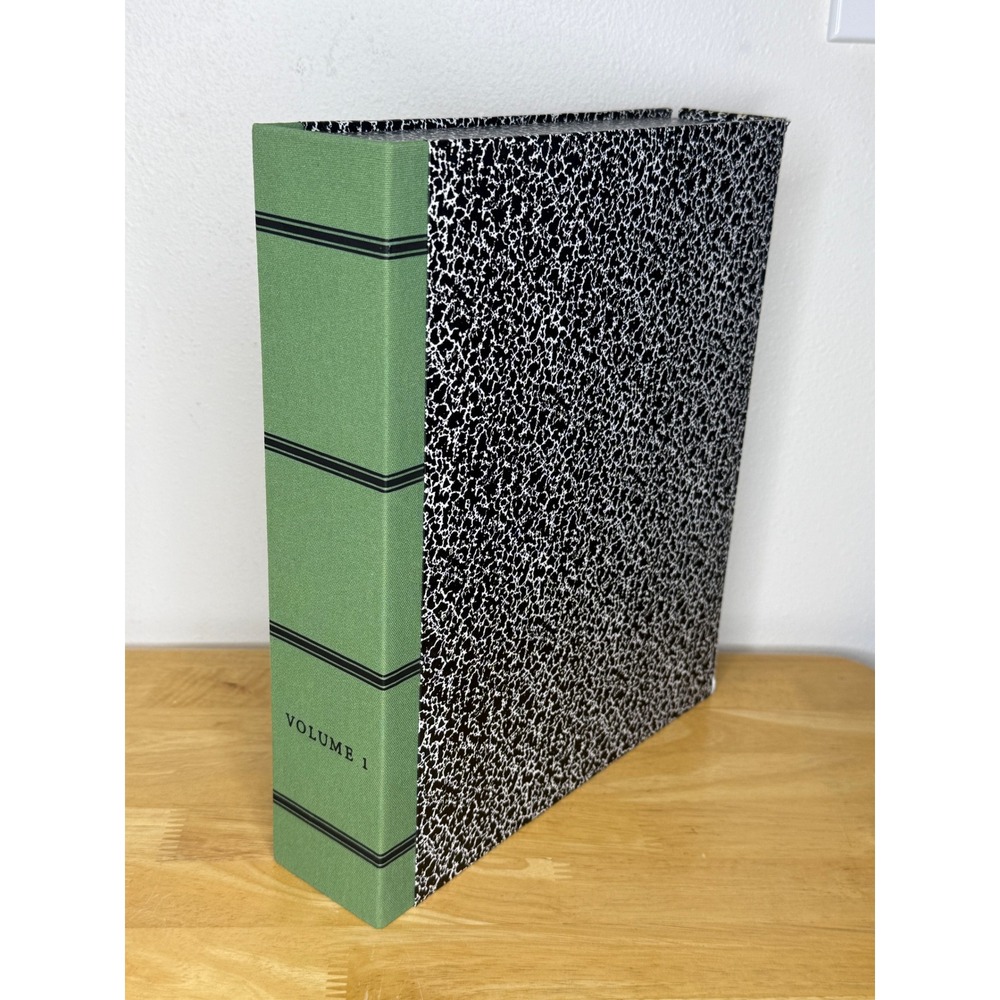 Hearth & Hand Magnolia Composition Expanding File Folder Green Volume‎ 1 Snap